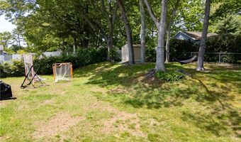 1 Grant Dr, Coventry, RI 02816