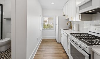 1 S DELANCY Pl 1, Atlantic City, NJ 08401