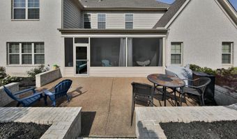 82 LAKEPOINTE Cv, Atoka, TN 38004