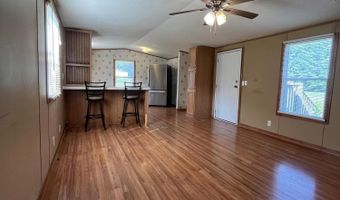 139 Poplar St, Benton, TN 37307