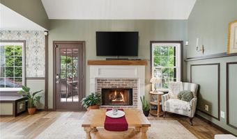 5080 Newpark Dr NW, Acworth, GA 30101