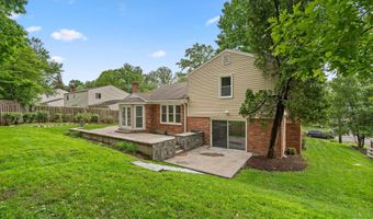 8815 TUCKERMAN Ln, Potomac, MD 20854