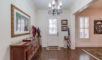 10853 Enclave Ln, Alpharetta, GA 30022