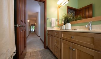 10671 Geist Ridge Ct, Fishers, IN 46040