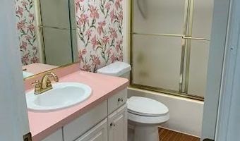 1701 Forest Edge Dr, Amherst, NY 14051