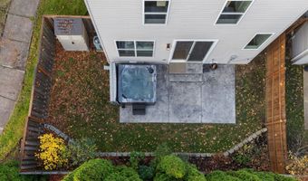 18186 SW STRATHMOOR St, Beaverton, OR 97007