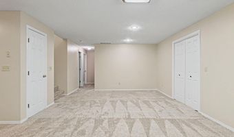 4260 N Rushwood Ct, Bel Aire, KS 67226