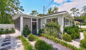 9936 JEANETTE Rd, Jacksonville, FL 32246