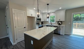 2350 Spring Grove Rd, Appomattox, VA 24593