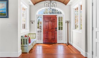 116 Nayatt Rd, Barrington, RI 02806