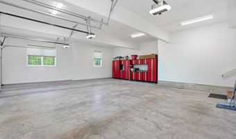 51 Colby Farm Rd, Chester, NH 03036