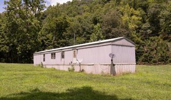 941 E Clayton Rd, Alderson, WV 24910