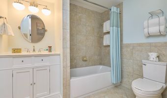 255 N BRYAN St, Arlington, VA 22201
