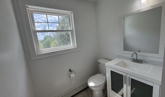 294 Robin St, Bridgeport, CT 06606