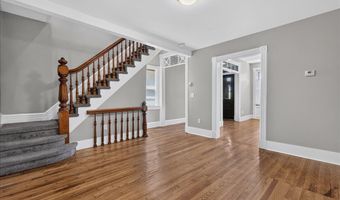 164 Lark St, Albany, NY 12210