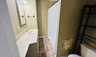 1303 Highpoint Rd, Albertville, AL 35950