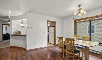 2605 W 8TH St, Appleton, WI 54911