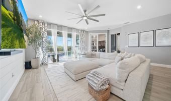 5435 SILVER SUN Dr, Apollo Beach, FL 33572