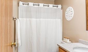 15537 Foghorn Ln 45, Apple Valley, MN 55124