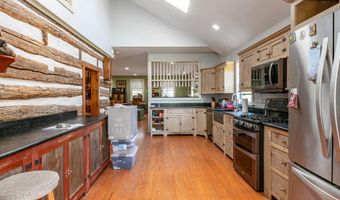 700 FABERS Rd, Reading, PA 19606