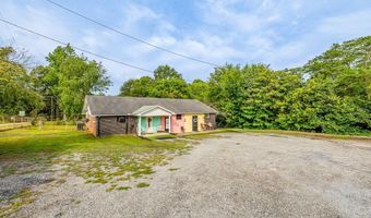 1501 B Boiling Springs Rd, Boiling Springs, SC 29316