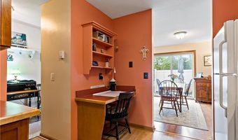 50 S Bay Dr 19, Narragansett, RI 02882