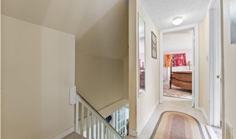 81 Richardson St, Bath, ME 04530