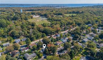 12 Overlook Rd, Narragansett, RI 02882