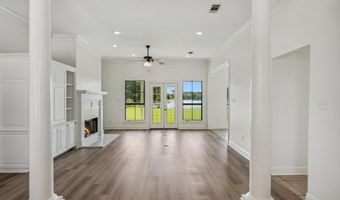 9832 S Vignes Lake Ave, Baton Rouge, LA 70817