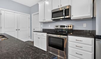 505 Butter Rd, Bonneau, SC 29431