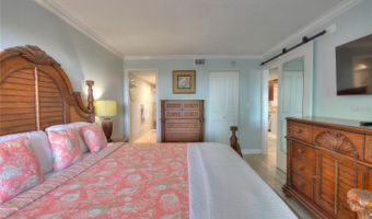 1230 GULF Blvd 304, Clearwater, FL 33767