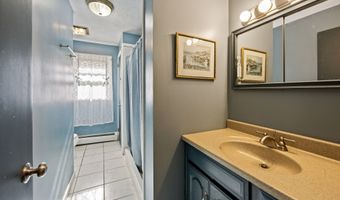 99 Lake Hayward Rd, Colchester, CT 06415