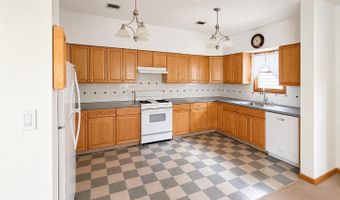 30 ANDREW St, Bayonne, NJ 07002