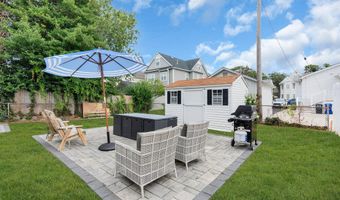 308 16th Ave, Belmar, NJ 07719
