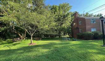 10305 MONTROSE Ave M-101, Bethesda, MD 20814