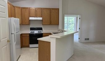 1452 Fox Pointe Cir, Ann Arbor, MI 48108