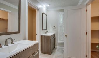 27 Buttonwood Rd, Bedford, NH 03110