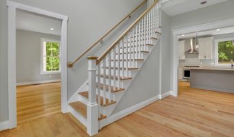 396 Goose Ln, Coventry, CT 06238