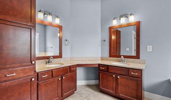 5730 Summerset Woods Dr, Alto, MI 49302