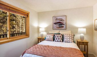 11 Apache Cir, Angel Fire, NM 87710