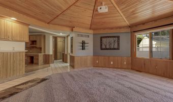 2207 S GLADYS Ave, Appleton, WI 54915