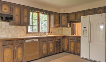 23 Meetinghouse Rd, Brattleboro, VT 05301
