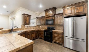 8109 KNOXVILLE Dr, Amarillo, TX 79118