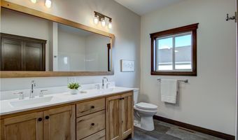 14075 42nd Ave, Chippewa Falls, WI 54729