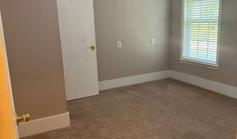 305 NW 3rd St, Antlers, OK 74523