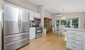 21 Woodman Rd, Amesbury, MA 01913