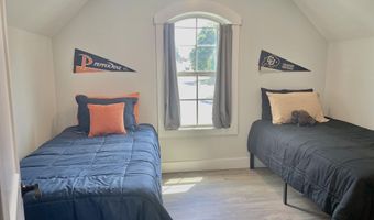 409 Shadow Oak Ct, Boiling Springs, SC 29316
