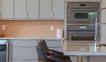 111 Mehana Rd A, Haiku, HI 96708