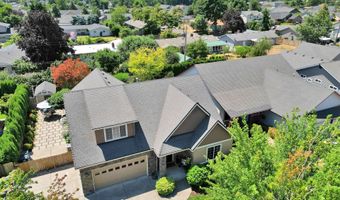 951 S St, Springfield, OR 97477