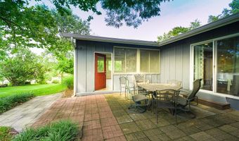1012 Stuyvesant Ln, Ballwin, MO 63011